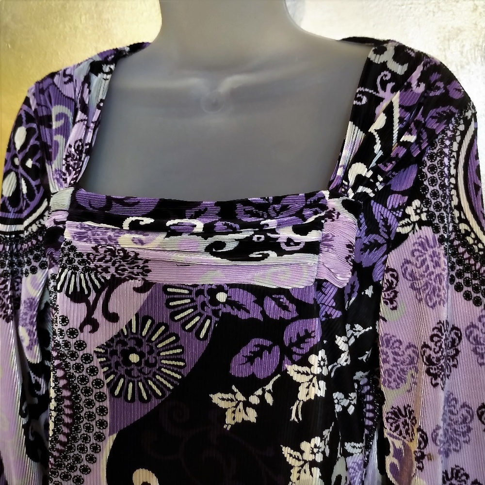 New Directions Zany Floral Top Like New L - Picture 2 of 4